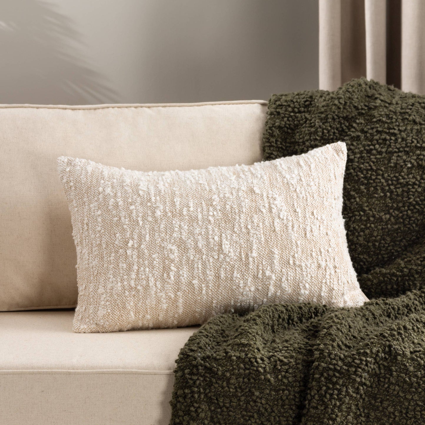 Eloise Cushion Natural: Natural / Feather Rich Filled / 40 x 60cm